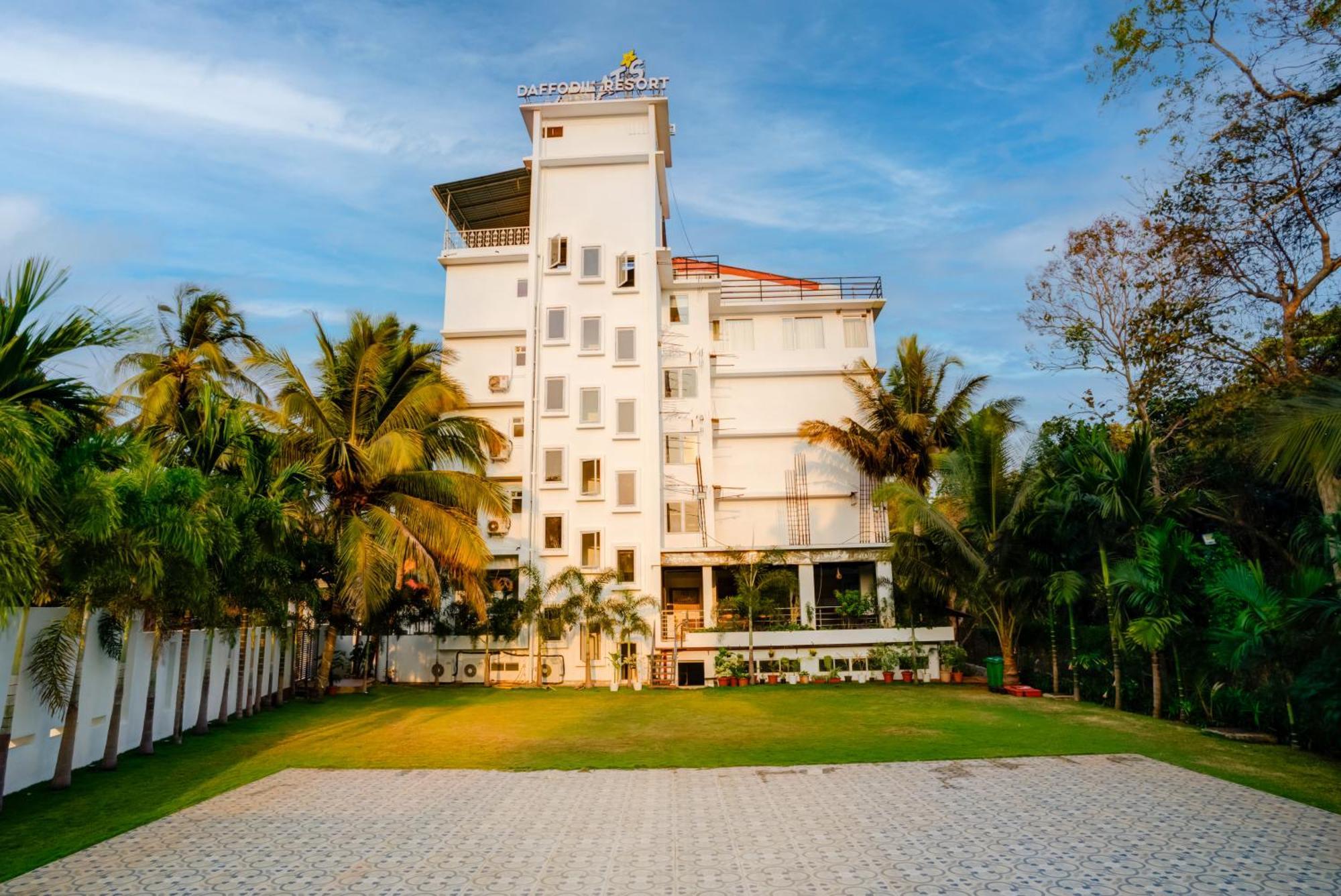 Kamat'S Daffodil Resort Goa Pilerne Extérieur photo